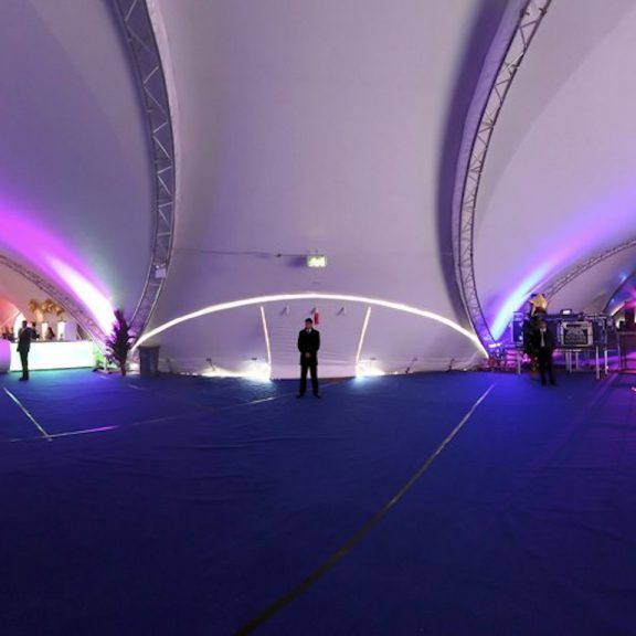 Septaspan saddlespan closed corporate outdoor temporary event structure